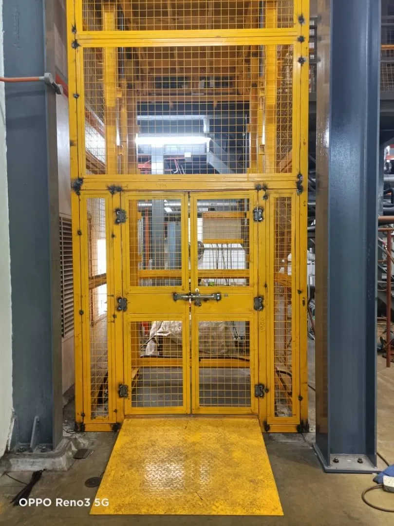 At Customer Site Installation Guide Rail Lift